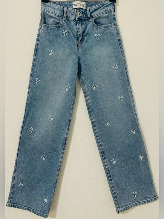 Abercrombie kid’s High-rise, very wide-leg jeans