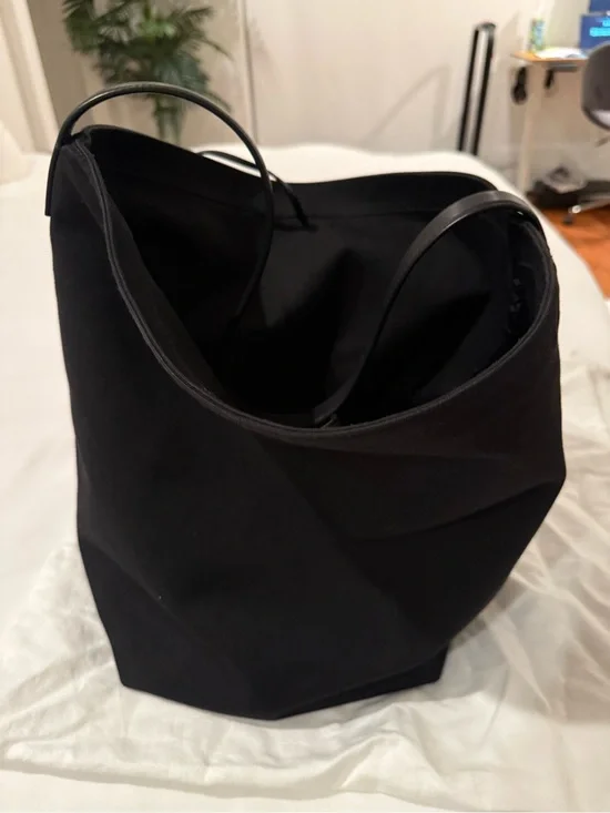 The Row Large N/S Park Tote Bag Black Canvas