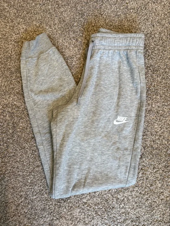 Nike Heather Gray Fleece Joggers with White Logo