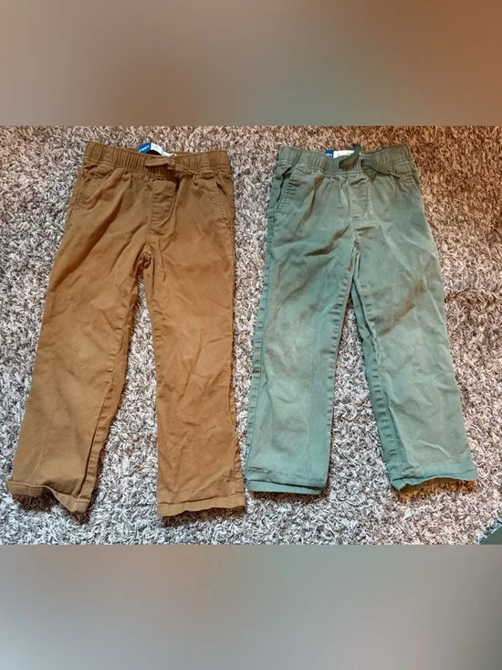Lot of Old Navy Boys’ Straight-leg Khaki Pants Size Small