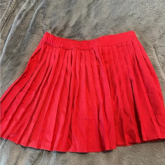 Abercrombie Kids Red Pleated Skirt NWT 15/16