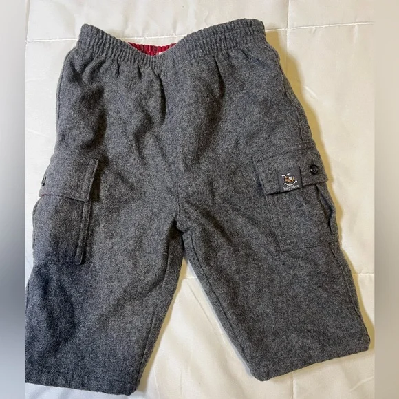 The Children’s Place Boys charcoal gray pants heavier weight