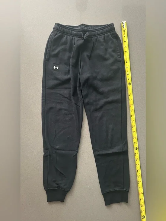 Under Armour Kids Black Jogger Sweatpants with Logo Size YM.