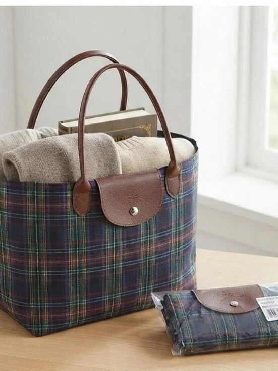 NWT Collapsible Classic Plaid Tote Bag Brown Handles Foldable Travel