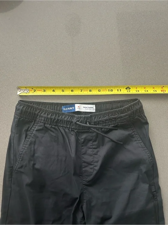 Old NavyTech Taper Gray Pants Kids Size 14-16 XL..