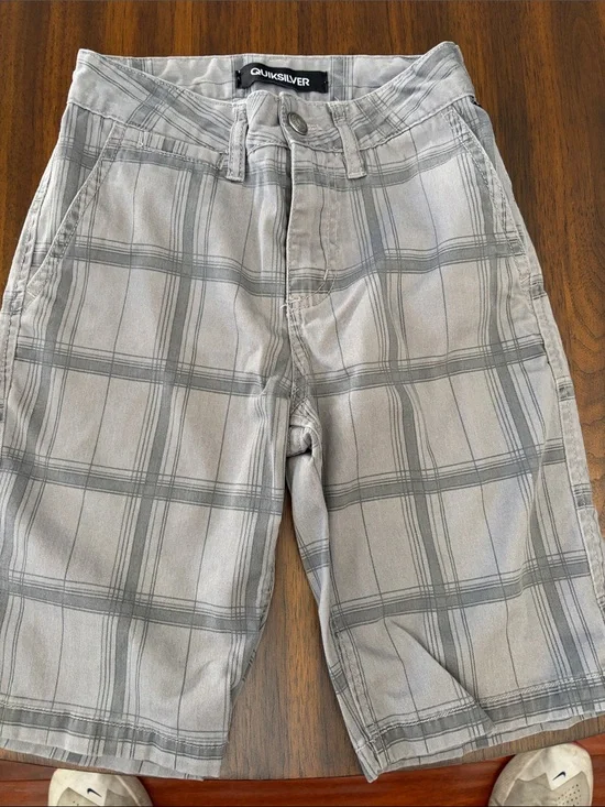 Quiksilver Gray Plaid boys Shorts