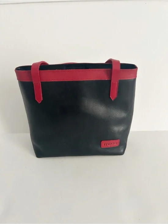 Moda Two-Tone Black and Red Faux Leather Tote