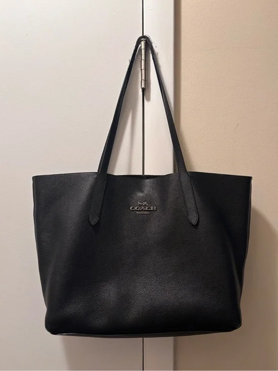 Coach Black Pebbled Leather Tote Bag