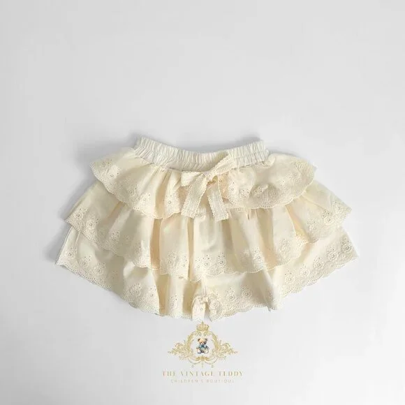 NWT Pretty Girls Eyelet Lace Embroidered Skort Skirt & Shorts Bohemian Cream 4T