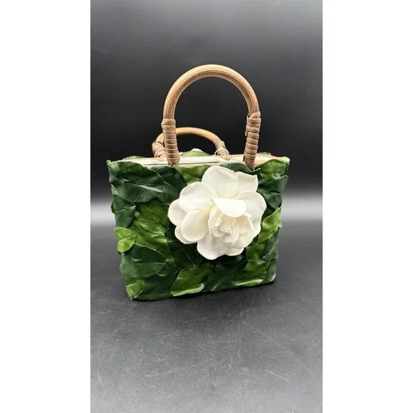 Gretchen Scott Green Leaf White Flower Garden Tote Bag Wood Handles