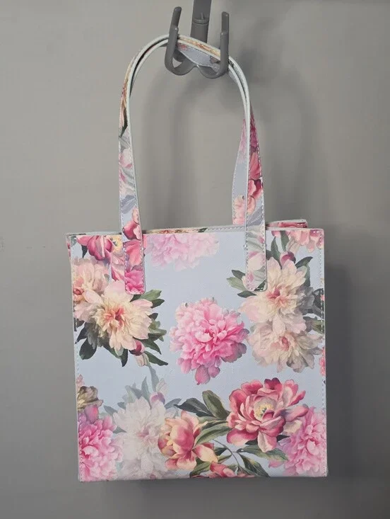 Ted  Baker The Icon Tote