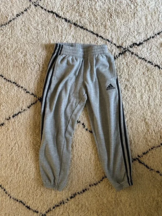 Kids Adidas three-stripe grey sweatpants -- size S