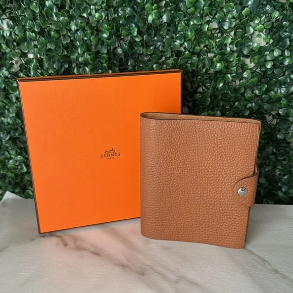 HERMES Yuris Planner Cover Togo Leather Brown with Notebook Authentic
