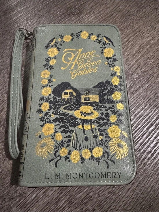Anne of Green Gables Green book Floral Wristlet Wallet