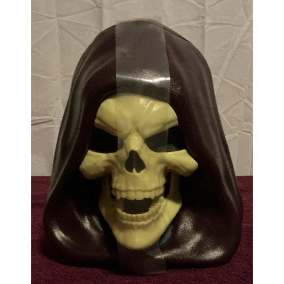 Skeletor Light Up Skull Popcorn Bucket Masters of the Universe Movie‎ 2026 MOTU