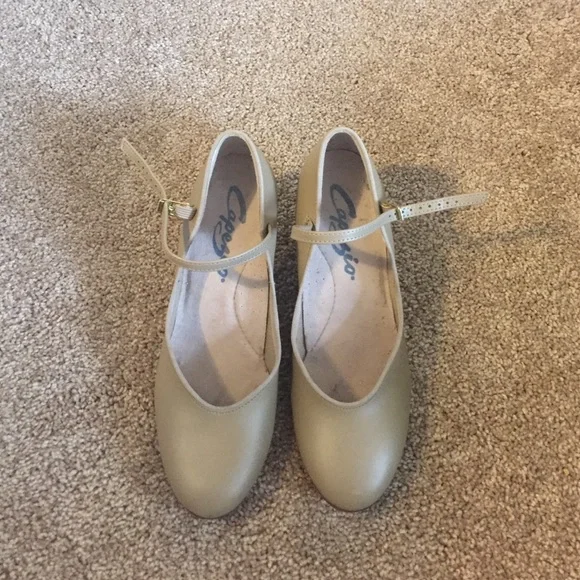capezio nude‎ shoes