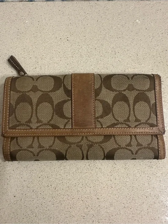 Coach Signature C Long Wallet – Brown/Tan
