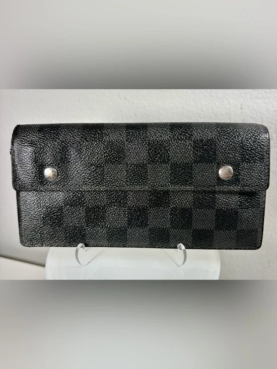 LOUIS VUITTON Damier Graphite Canvas Wallet