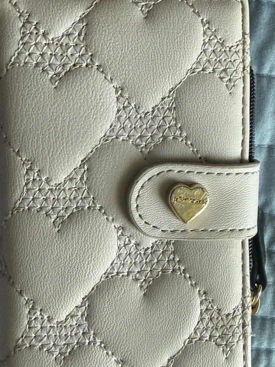 Betsey Johnson lavender  Bi-Fold Wallet with Zip Pocket