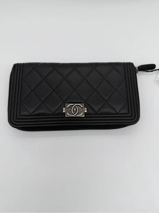 CHANEL Black Quilted Zip-Around Wallet with Silver CC Lock