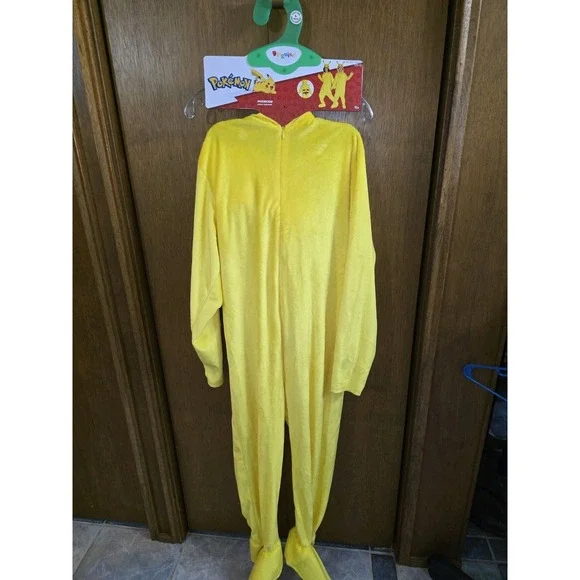 Pokemon - Pikachu‎ Child Halloween Costume /Disguise - Size L ( 10/12)