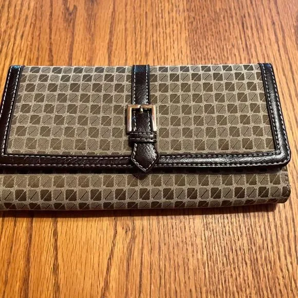 Women's Brown and Khaki Trifold Wallet/Credit Card/ID Holder
