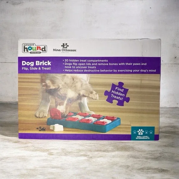 NINA OTTOSSON Outward Hound Level 2 Dog Brick Flip, Slide & Treat Puzzle‎ Toy