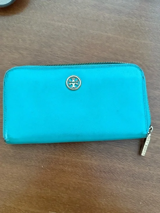 Tory Burch Teal Zip-Around Leather Wallet with Gold Logo