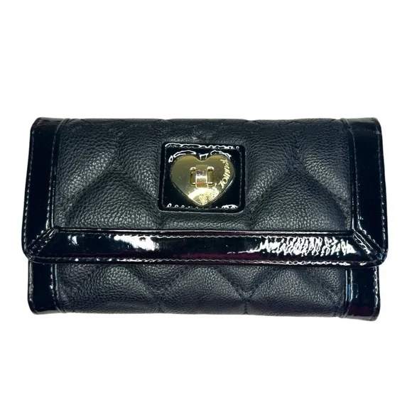Betsey Johnson Black Turnlock Wallet Hearts Trifold Black