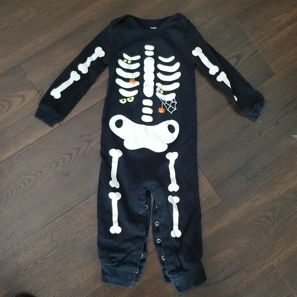 Glow in the dark skeleton Halloween costume, size 24 months, new, black & white