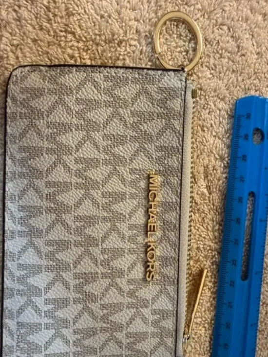 Michael Kors Signature Logo Zip Card Case Key Ring Wallet Brown Beige SKU354