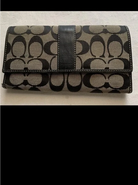 Coach Monogram Foldover Wallet in Black and gray leather interior
