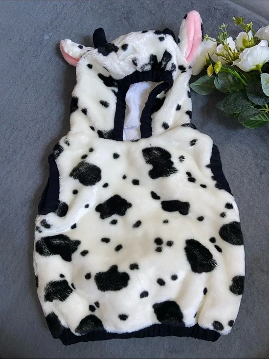 Kids Cow Print Fleece Hooded Vest - Black & White Approximately 2+years and up