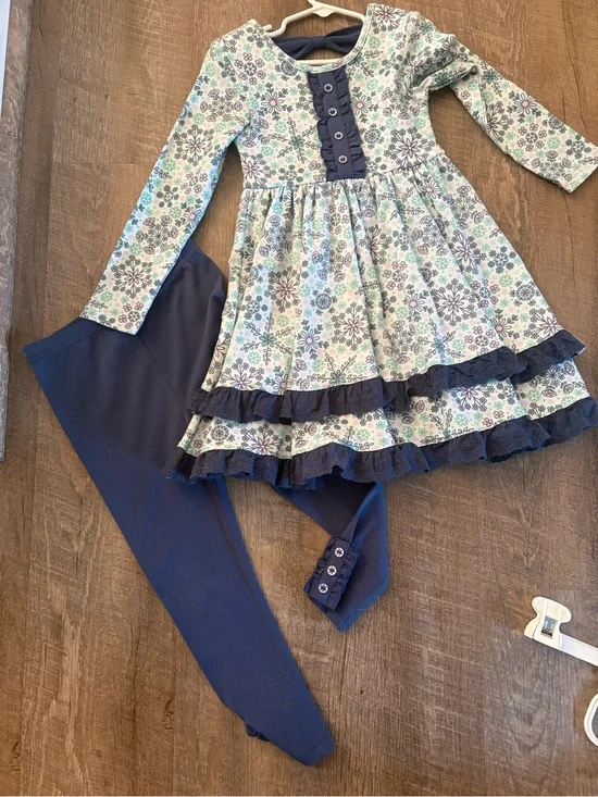 Girls Snowflake Navy and Light Floral Ruffle Tunic with Navy Leggings