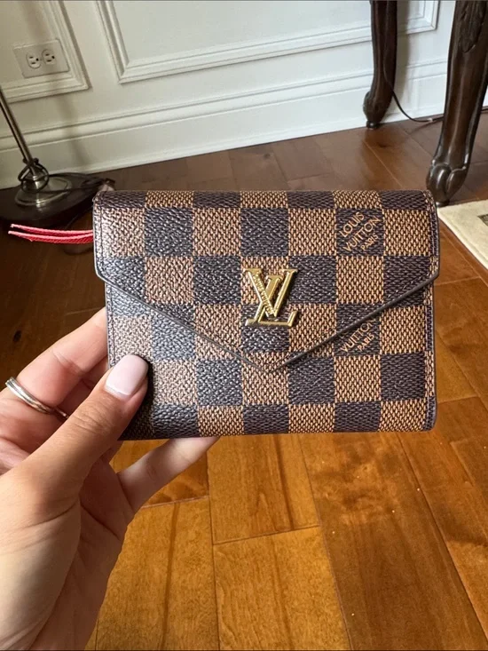 LV wallet