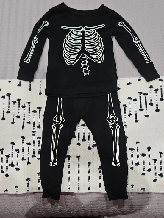 Old Navy Black & White Skeleton Pajama Set for Kids