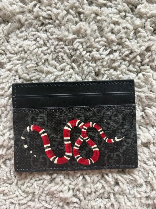 Gucci Kingsnake GG Supreme Card Holder Black Red Cream Snake 451277