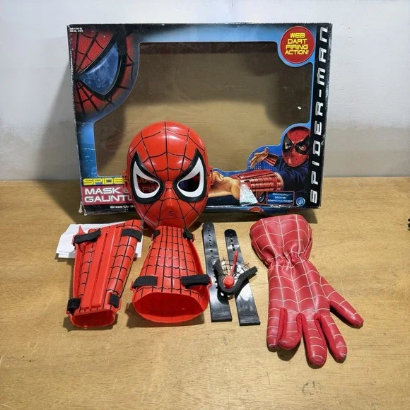 Vintage 2002 Spiderman Mask Arm Gauntlets Toy Biz Marvel Movie Toy 47876 Boxed