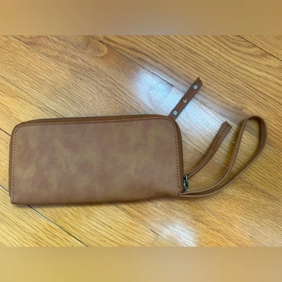 Free People Vegan Leather Zip Wallet / Wristlet – Brown