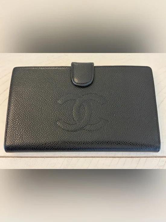 CHANEL Classic Black Caviar Leather Wallet