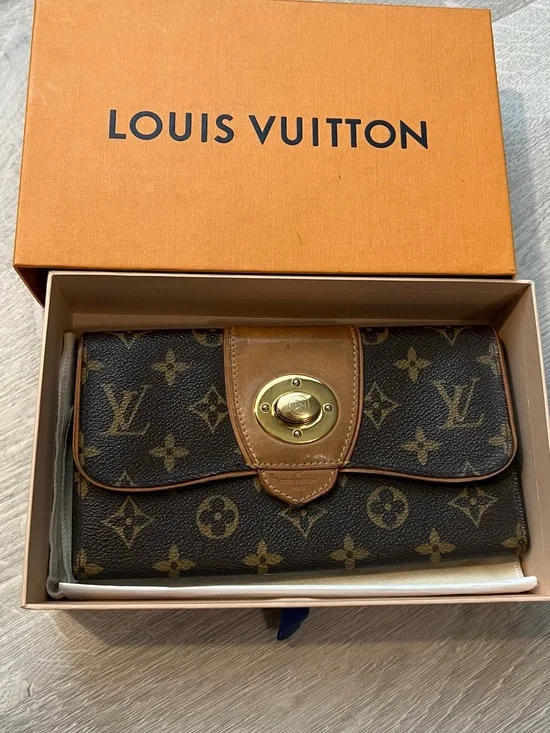 Louis Vuitton Monogram Flap Wallet with Gold-Tone Turn Lock