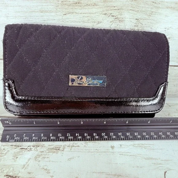 Vera Bradley Black Quilted Cotton Trifold Wallet Patent Trim Silver‎ Logo Plaque