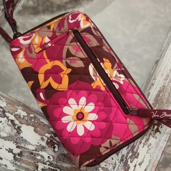 Vera Bradley Plum Floral Floral Quilted Women's Wristlet