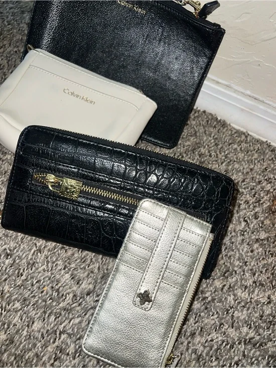 Wallet bundle