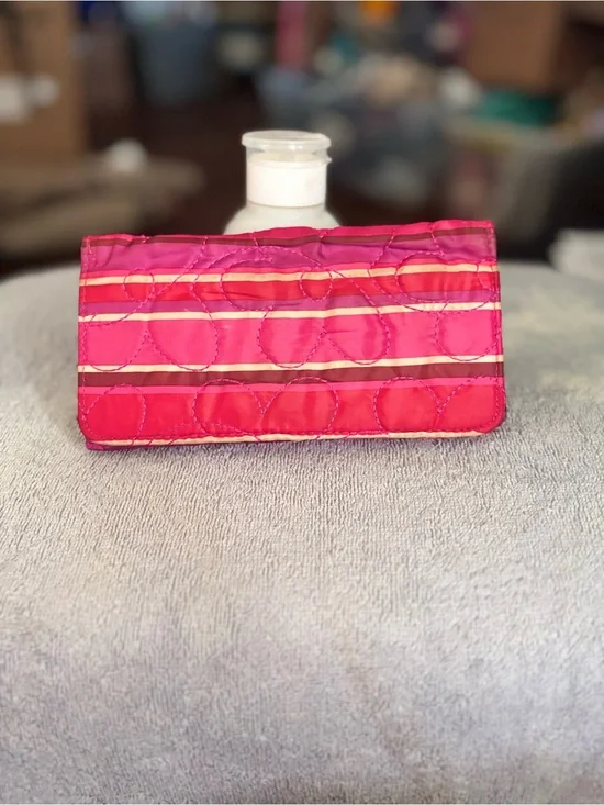 Women’s Quilted Pink Stripe Wallet