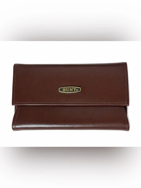 Brown SUNY Vintage-Style Wallet – Snap Closure & Zipper Pocket