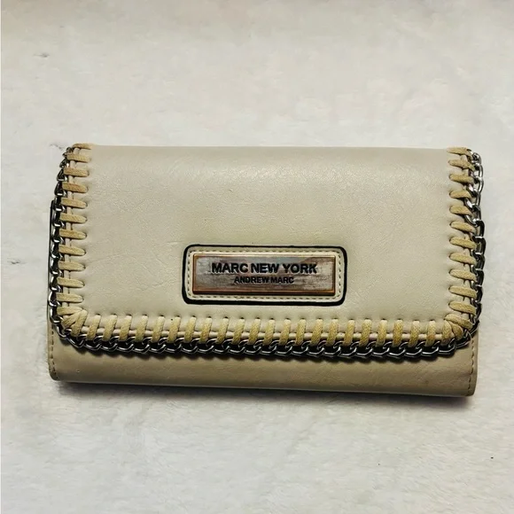 Marc New York by Andrew Marc Wallet in Cream EUC