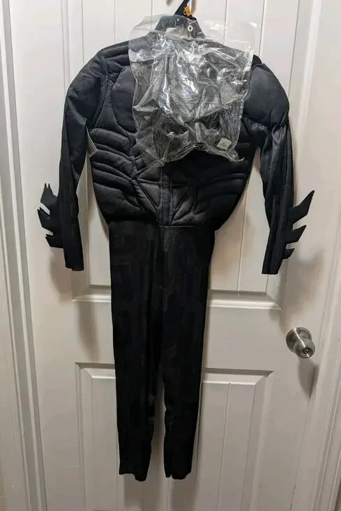 New! Rubie's Youth Black Batman The Dark Knight Halloween Costume Size M