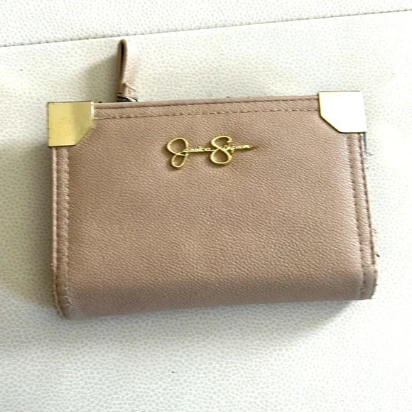 Jessica Simpson Bi-fold Billfold/Wallet-Tan Neutral Classic Like New Compact