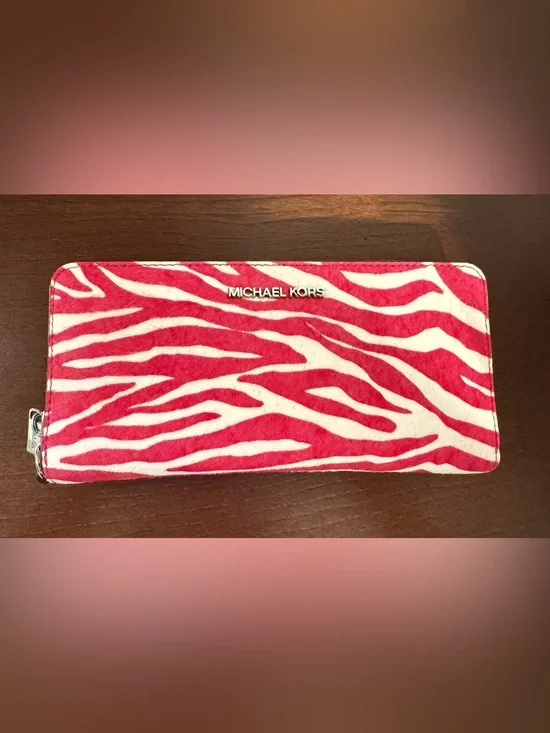 Michael Kors Hot Pink & White Zebra Wallet Card Holder. New